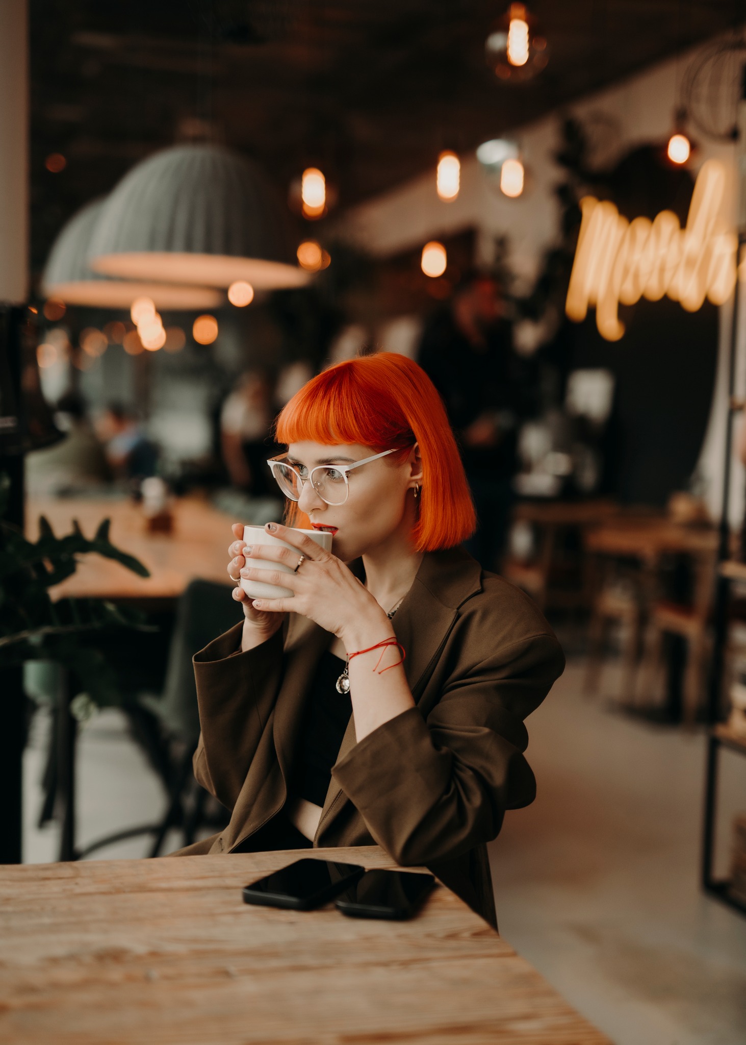 Nauka prowadzenia modelki podczas warsztatów fotograficznych