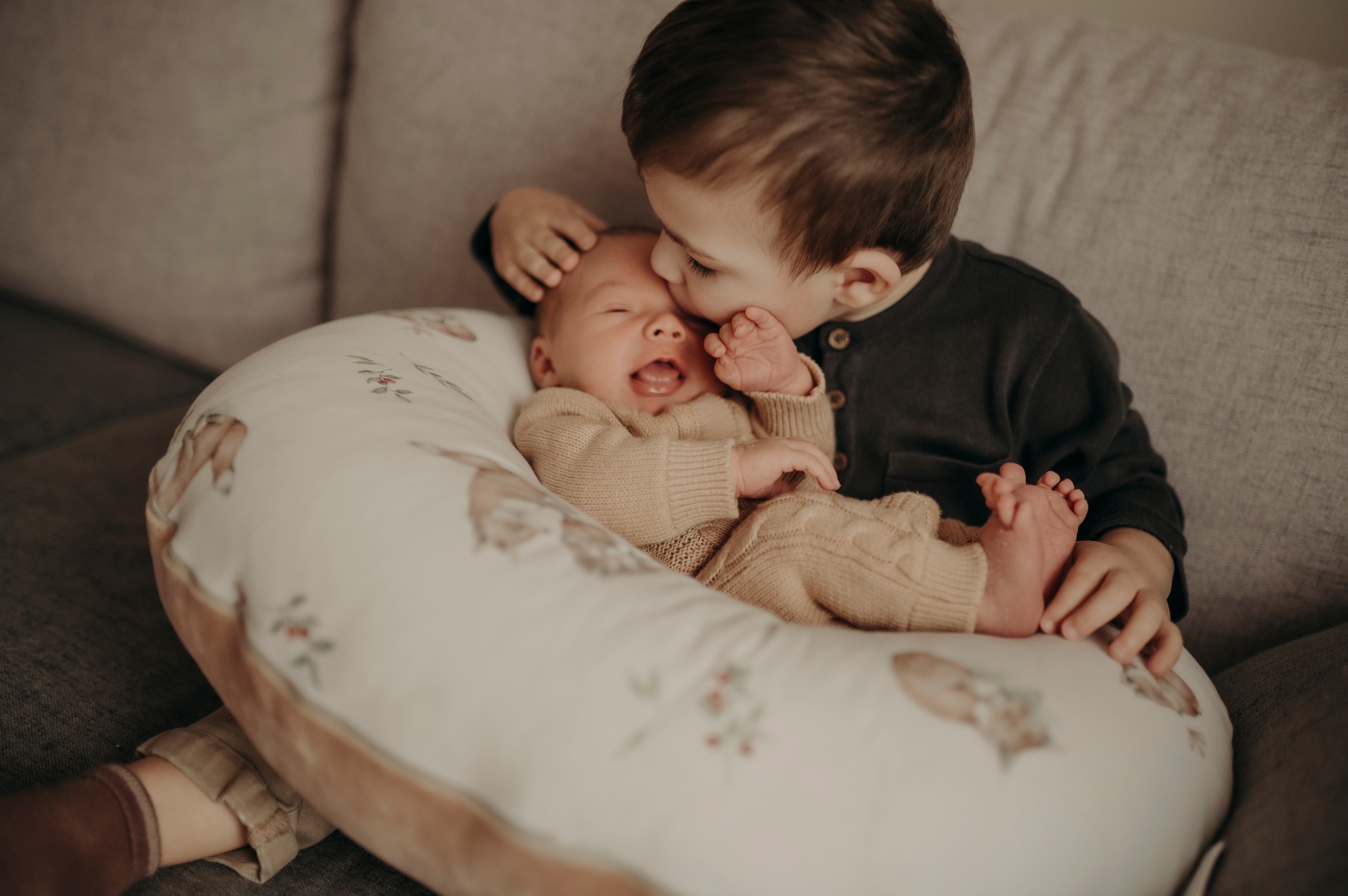 Sesja noworodkowa 484588369 1320221945883836 1735431284798279083 n — kopia